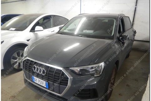2022 Audi Q3, Benzinas / Elektra